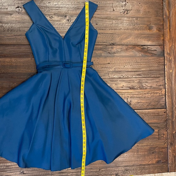 (SOLD) Rare Catherine Regehr Silk 50’s Style Dress - Picture 11 of 11